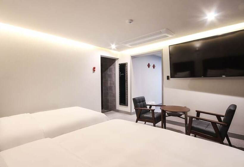 모텔 Busan Oncheonjang Hotel Mithuna