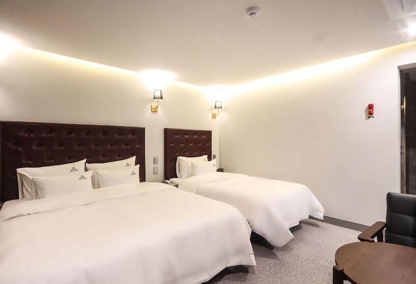모텔 Busan Oncheonjang Hotel Mithuna
