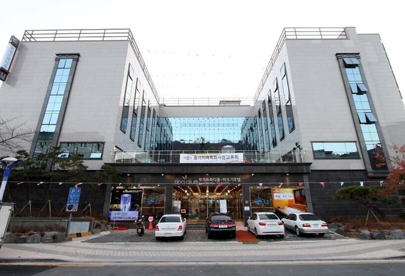 汽车旅馆  Changnyeong Bugok Spadium Ddaogi