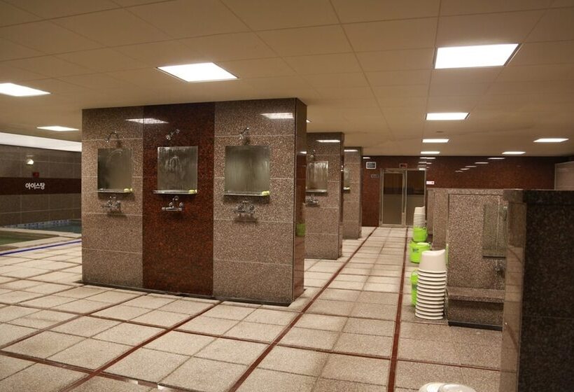 汽车旅馆  Changnyeong Bugok Spadium Ddaogi