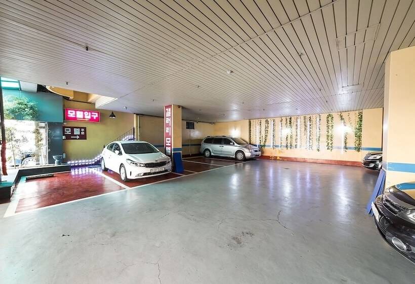 فندق على الطريق Dongsuwon Gallery