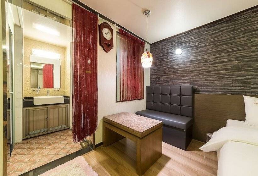 فندق على الطريق Dongsuwon Gallery