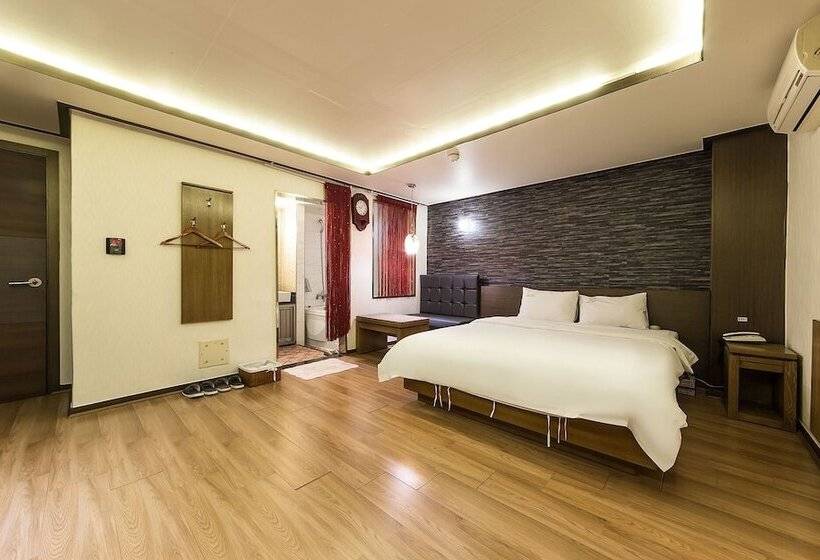 فندق على الطريق Dongsuwon Gallery