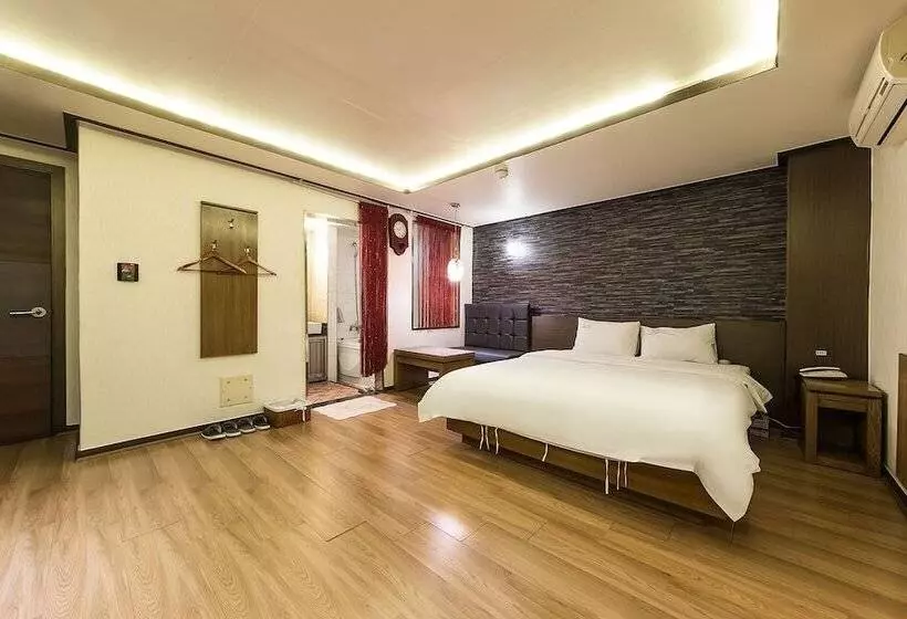 Motelli Dongsuwon Gallery