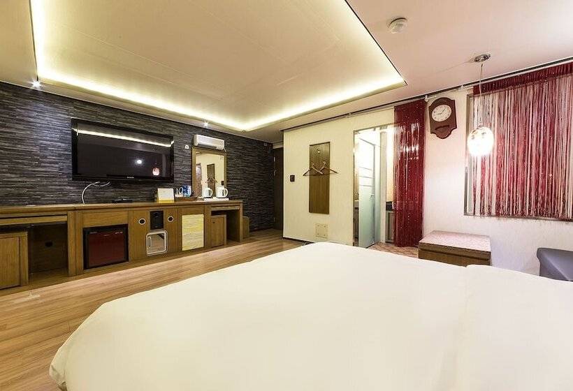 فندق على الطريق Dongsuwon Gallery