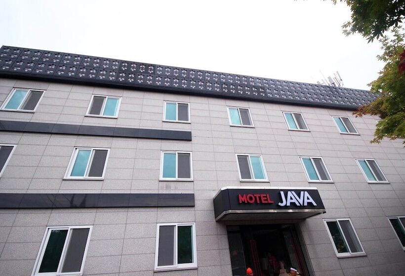 汽车旅馆  Geochang Java