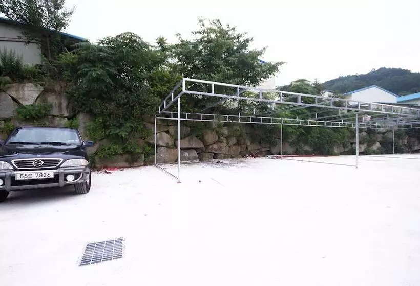モーテル Geochang Java