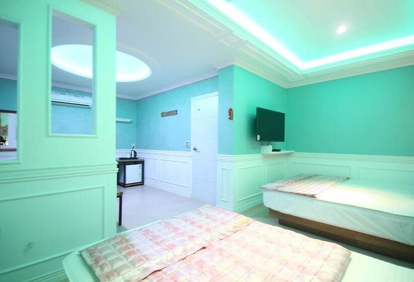 汽车旅馆  Geochang Java