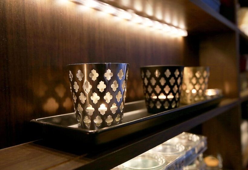 모텔 Incheon Hole In One