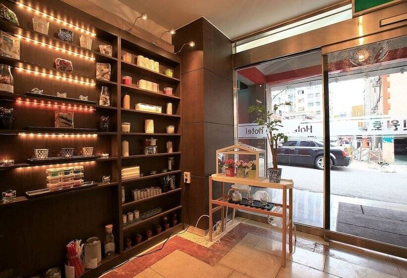 모텔 Incheon Hole In One