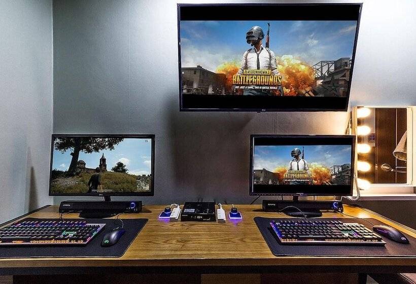 모텔 Incheon Hole In One