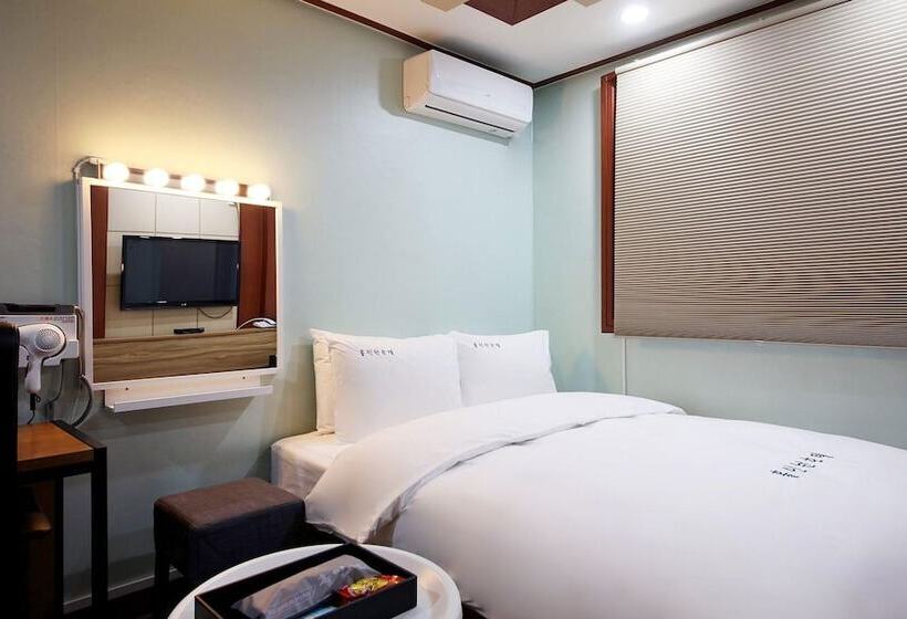 모텔 Incheon Hole In One