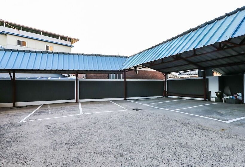 Motel Jecheon Hotel K