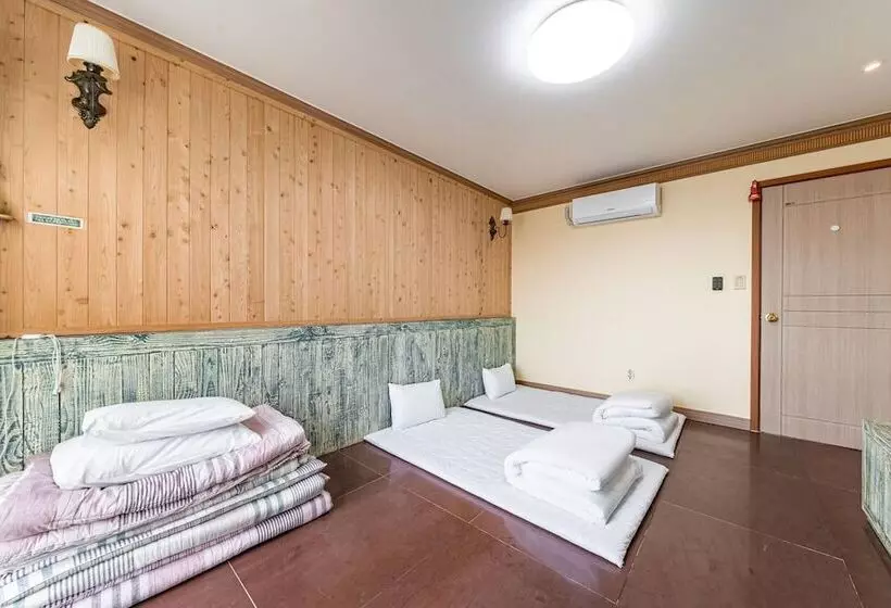 Motelli Seocheon Beachtel