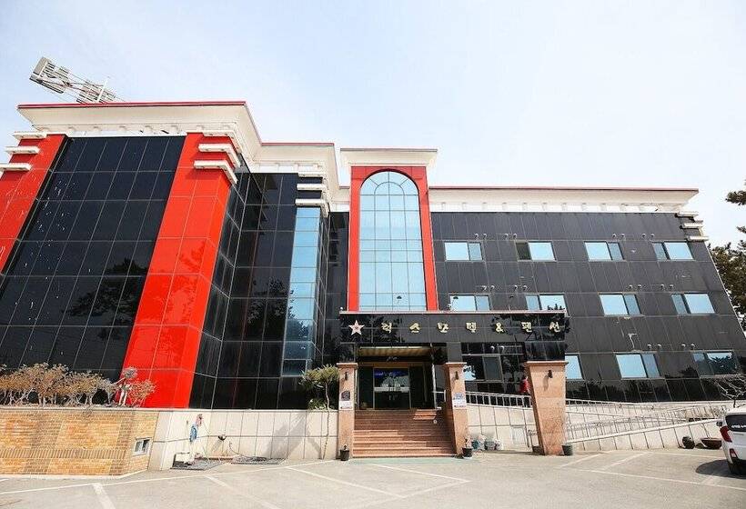 Motel Taean Lux Pensiontel