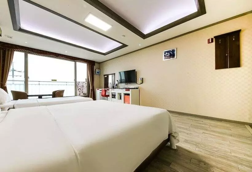 モーテル Taean Lux Pensiontel