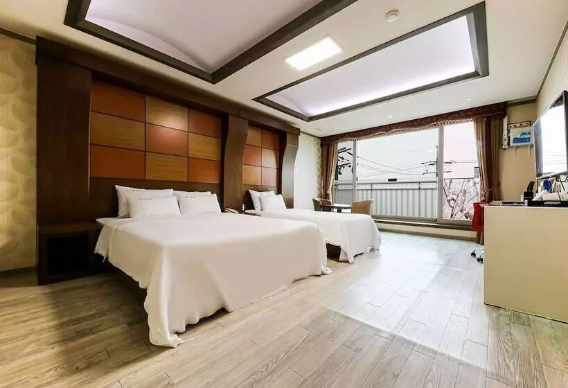 モーテル Taean Lux Pensiontel