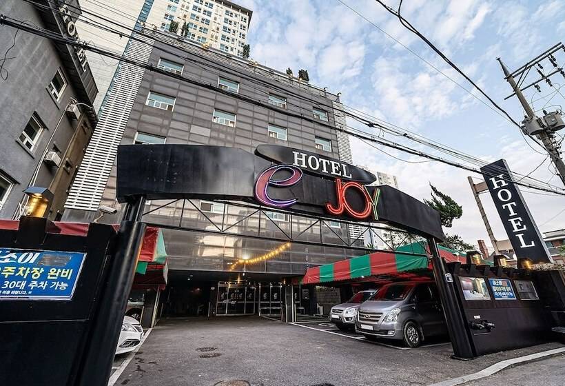 מוטל Uijeongbu E Joy