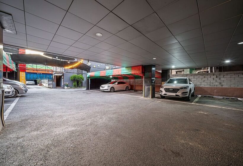 מוטל Uijeongbu E Joy