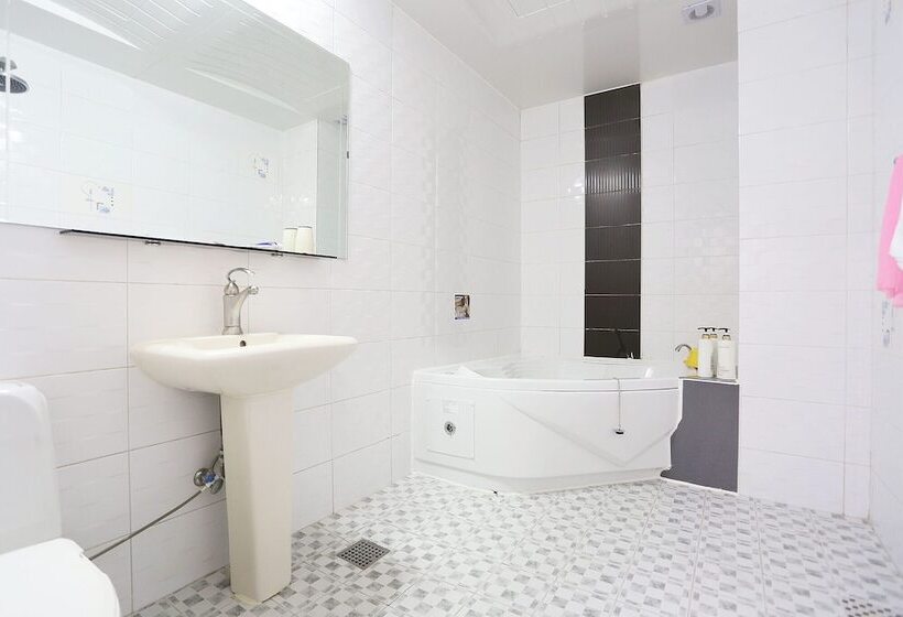 Motel Wonju New Rivera