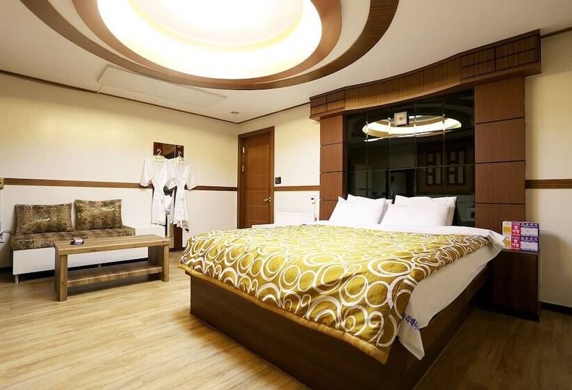 Motel Wonju New Rivera