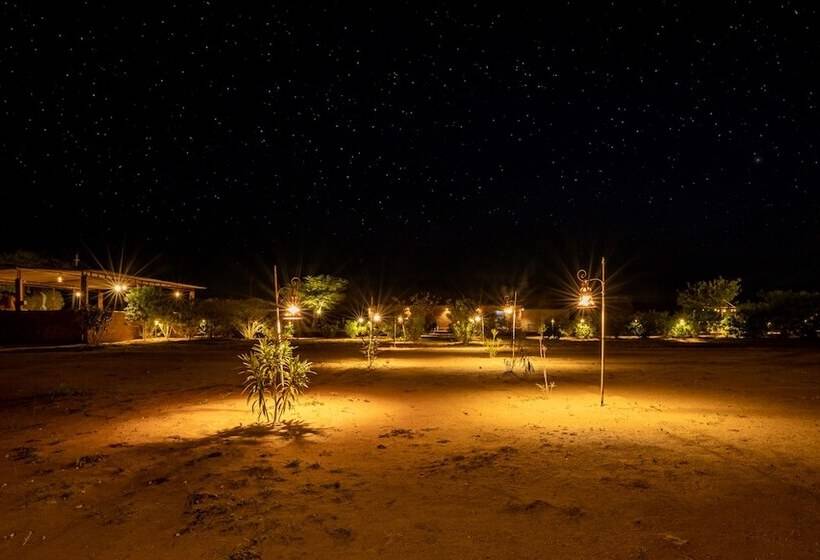 リゾートホテル Marvin Desert Camp