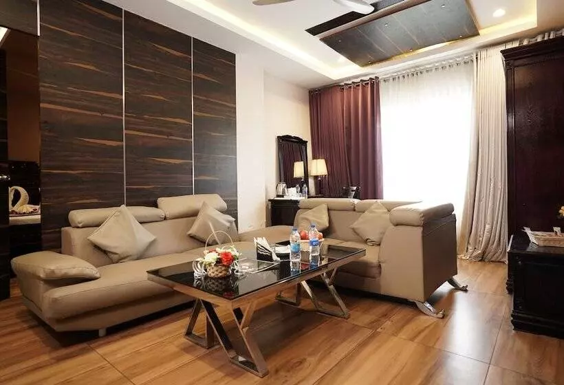 Aamiaismajoitus (B&B) Aar Royal Residency   Palmyra