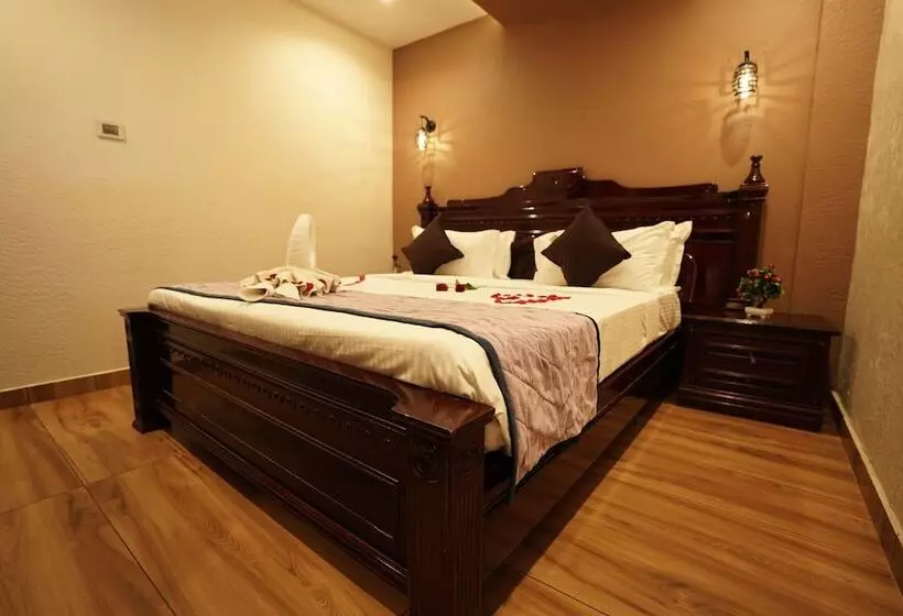 Aamiaismajoitus (B&B) Aar Royal Residency   Palmyra