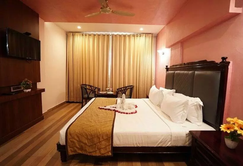 Aamiaismajoitus (B&B) Aar Royal Residency   Palmyra