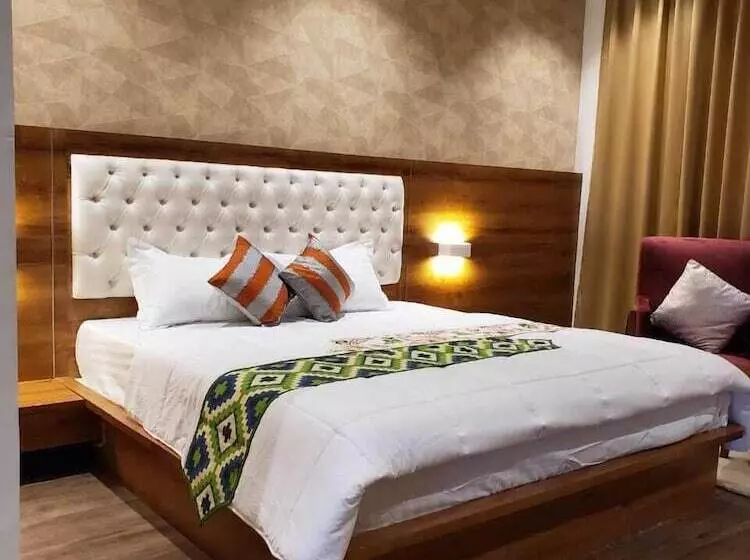 Effotel By Sayaji Sarola