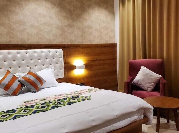 Effotel By Sayaji Sarola