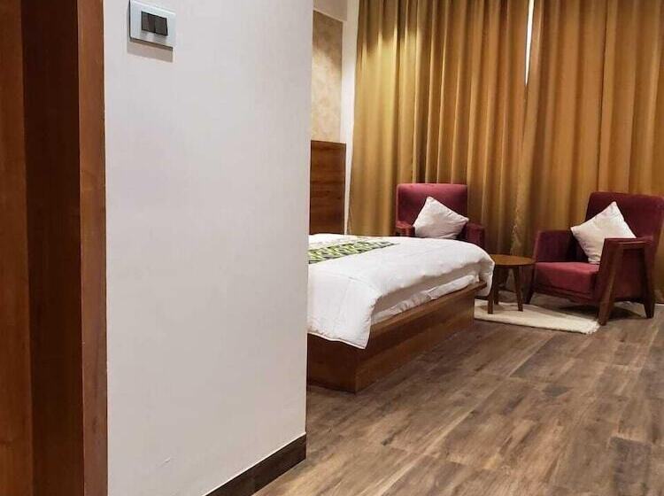 Effotel By Sayaji Sarola