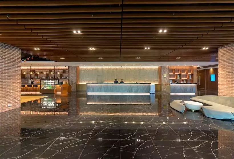 Golden Tulip Hotel Taichung