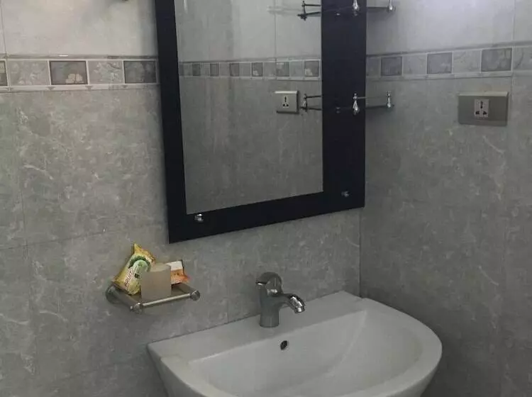 هتل Abay International