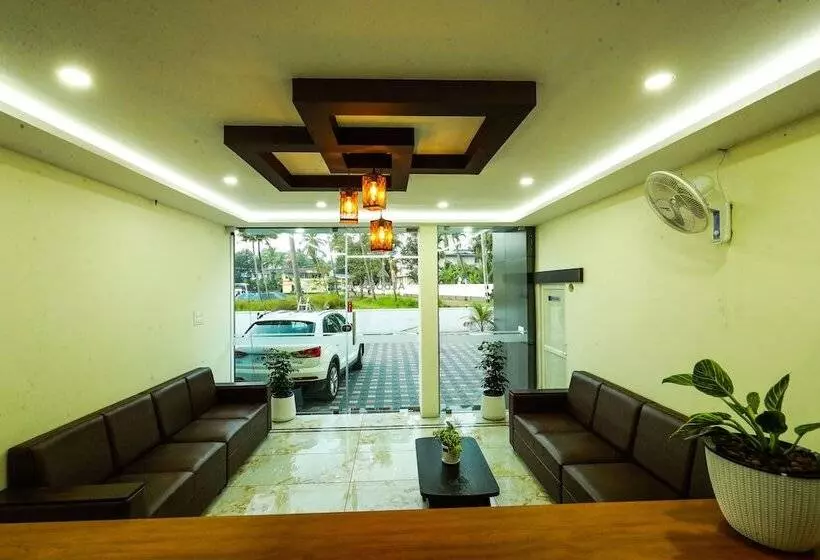 Hotelli Aldora Airport Residency