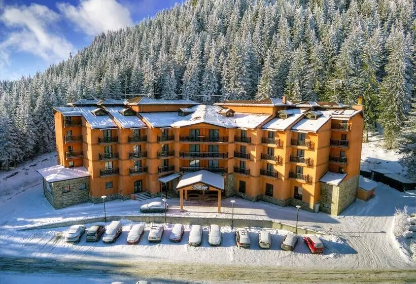 ホテル Bellevue Ski & Relax