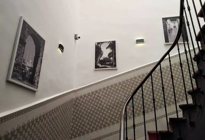 ホテル De La Poste