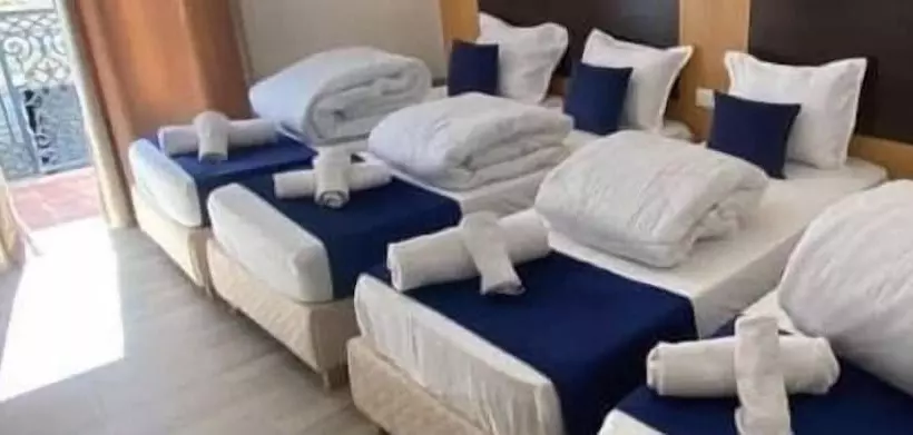 ホテル De La Poste