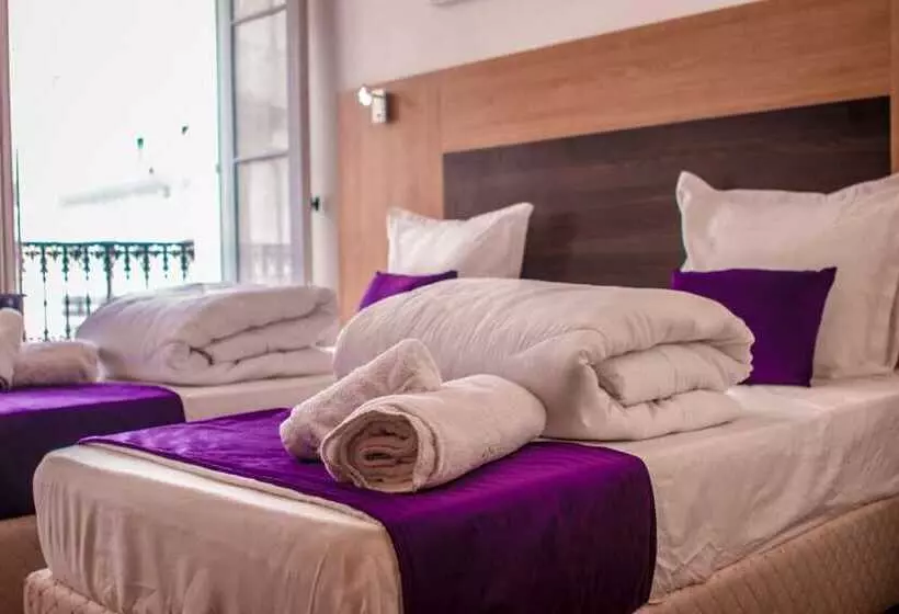 ホテル De La Poste