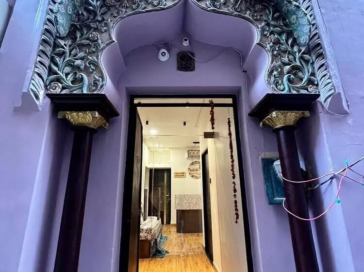 ホテル Divyakashi Homestay