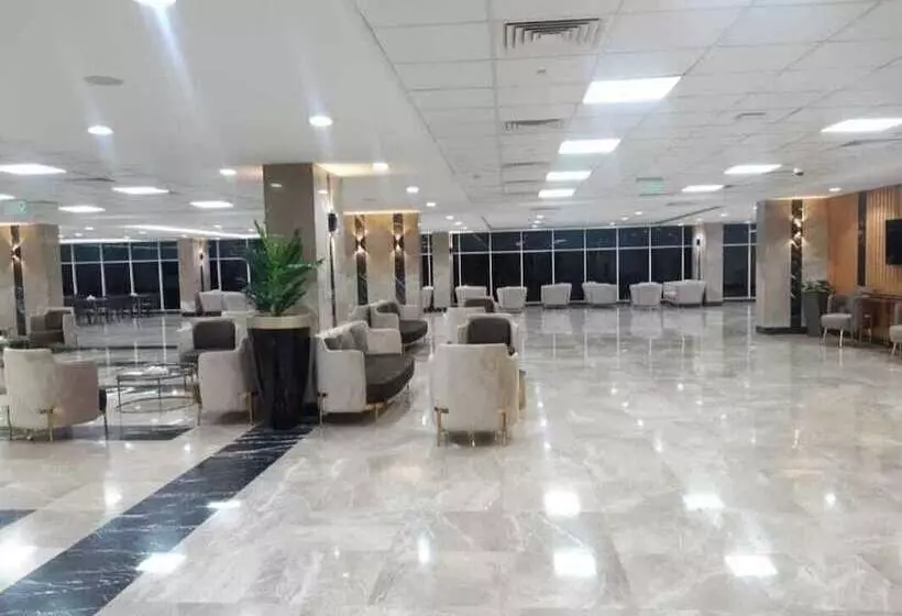 هتل Hassan Mostafa Sports Halls