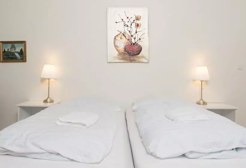 هتل Ljosafoss Guest House