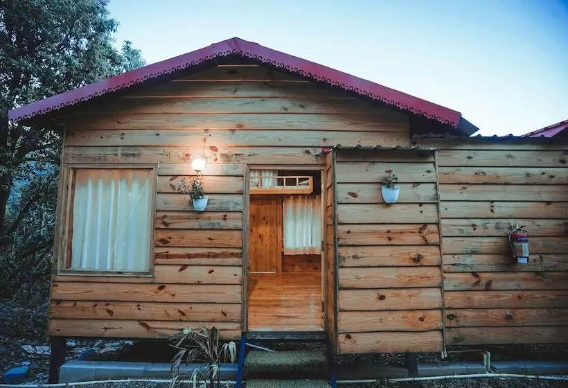 Hotelli Minikins   Resorts & Restaurant