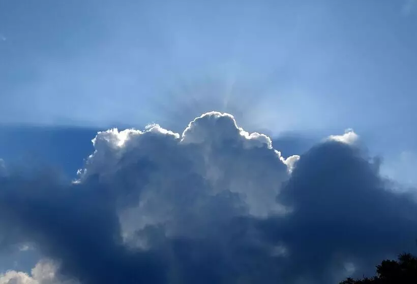 ホテル Oren Kasauli