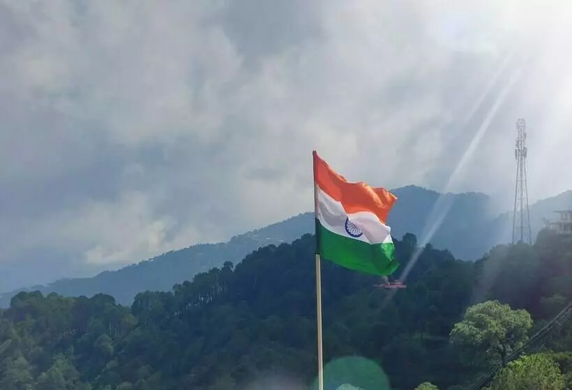 ホテル Oren Kasauli