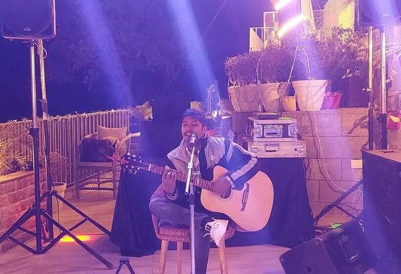 ホテル Oren Kasauli