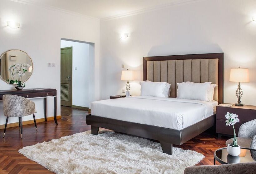 هتل Pier Harbour By Srs