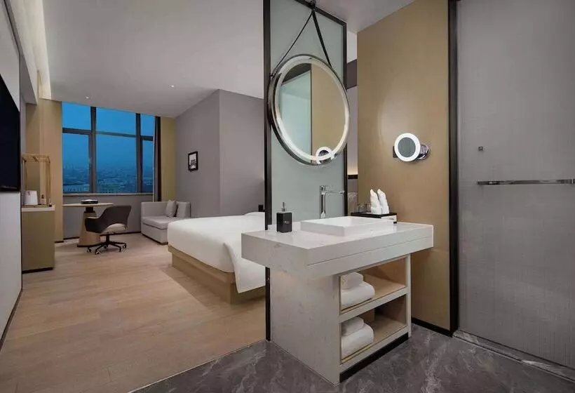 Hotelli Ramada Encore By Wyndham Dongguan Houjie