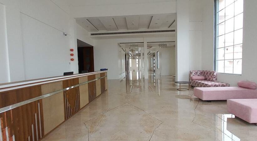 酒店 The Utopia Resort