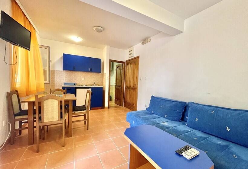 هتل Villa Iva Budva